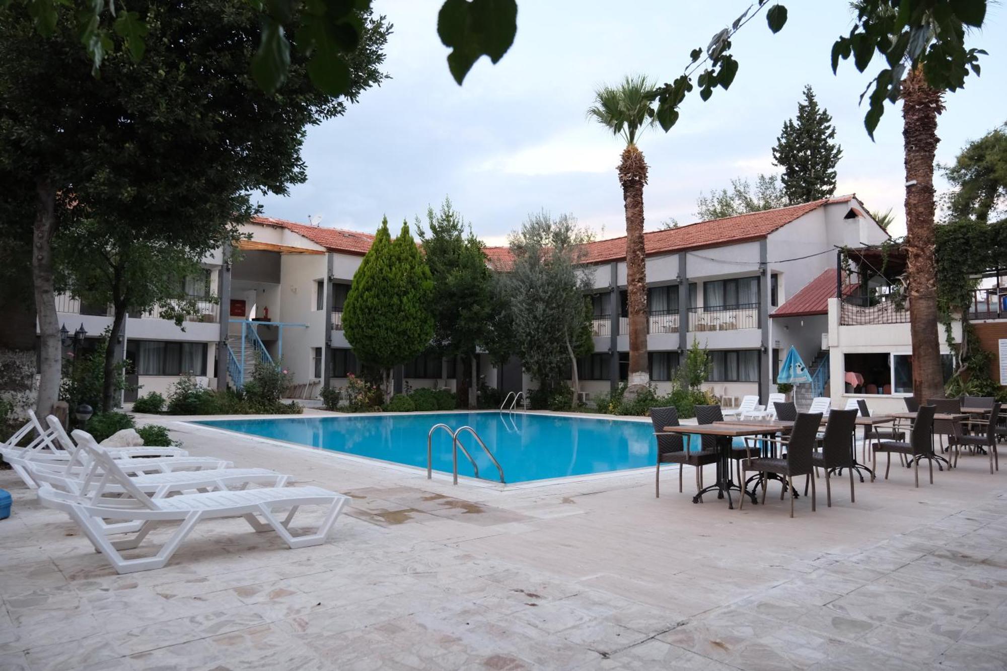 Artemis Yoeruek Otel Old Town Pamukkale Exterior photo